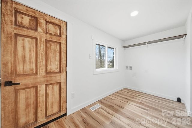 28 Central Avenue, Granite Falls, NC 28630