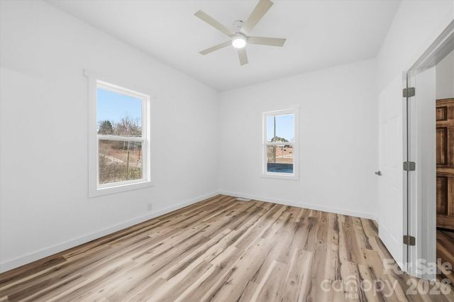 28 Central Avenue, Granite Falls, NC 28630