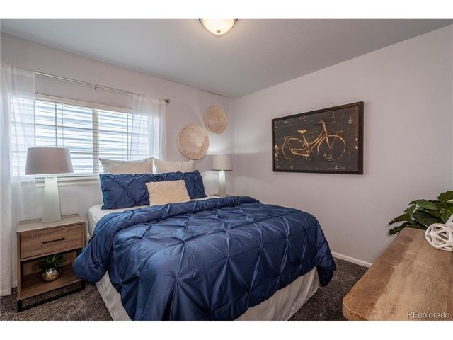 16496 E Phillips Pl, Englewood, CO 80112