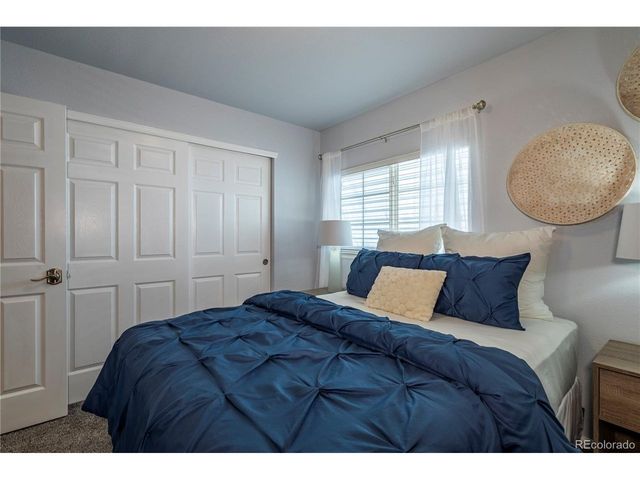 16496 E Phillips Pl, Englewood, CO 80112