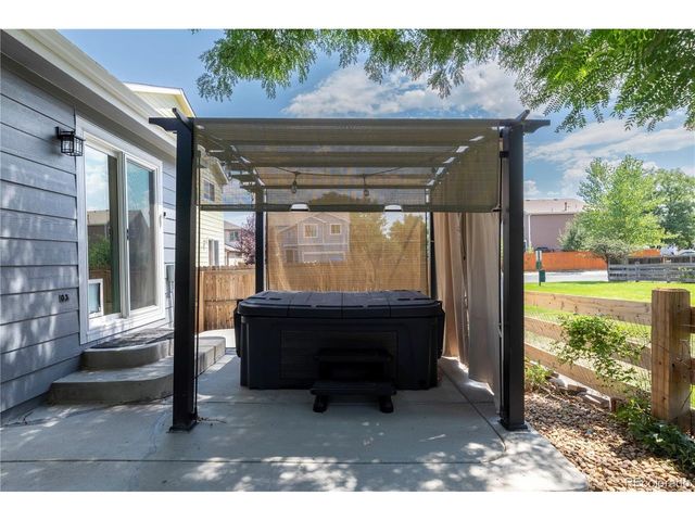 16496 E Phillips Pl, Englewood, CO 80112