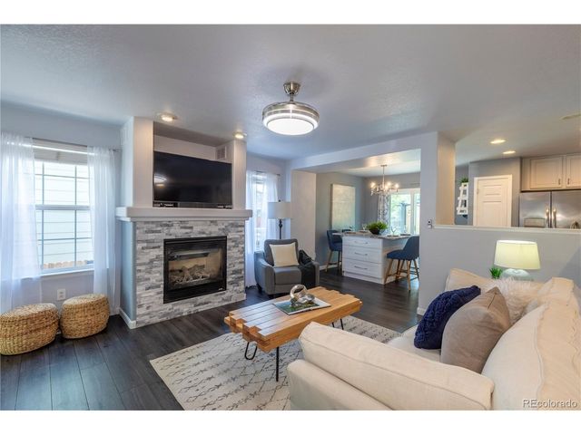 16496 E Phillips Pl, Englewood, CO 80112