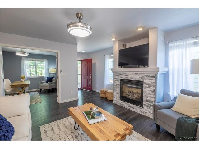 16496 E Phillips Pl, Englewood, CO 80112