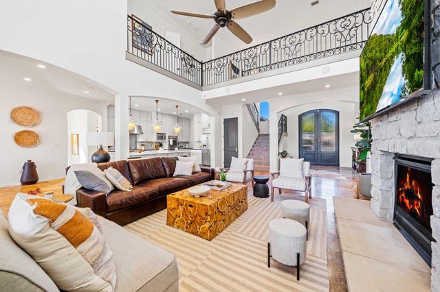 3500 River Oaks DR, Kingsland, TX 78639