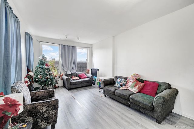 1916 Osbourne Place, Bronx, NY 10453