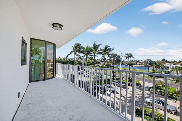 2917 S Ocean Boulevard 205, Highland Beach, FL 33487