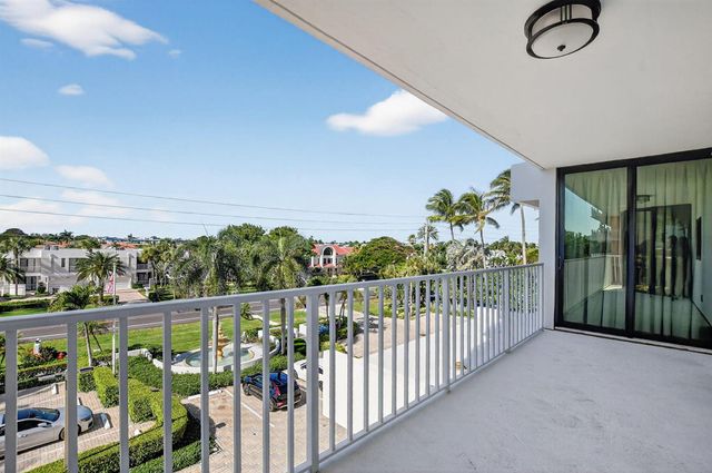2917 S Ocean Boulevard 205, Highland Beach, FL 33487