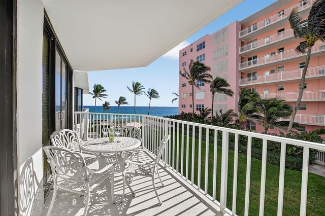 2917 S Ocean Boulevard 205, Highland Beach, FL 33487