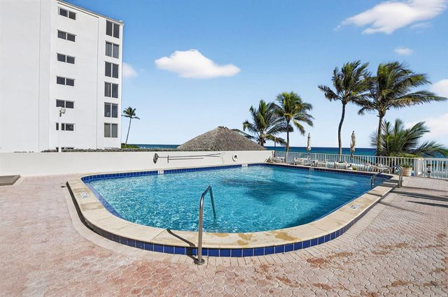 2917 S Ocean Boulevard 205, Highland Beach, FL 33487