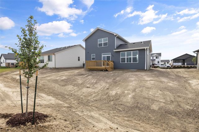 1425 Locust Street, Waukee, IA 50263