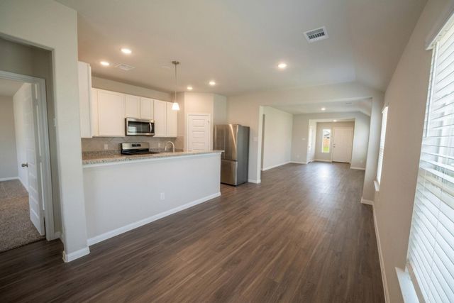 304 Caribou Court, Huntsville, TX 77320