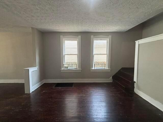 1251 E 15th Avenue, Columbus, OH 43211