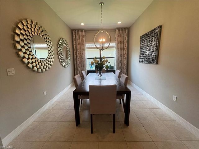 13548 Coronado DR, Naples, FL 34109