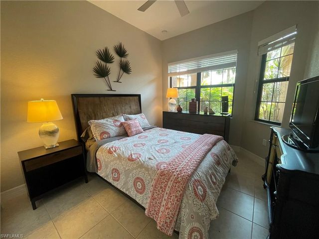 13548 Coronado DR, Naples, FL 34109