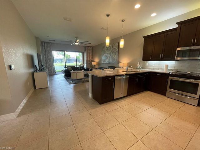 13548 Coronado DR, Naples, FL 34109