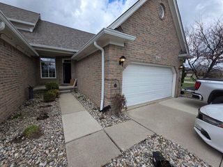 31637 Beaver Circle, New Boston City, MI 48164