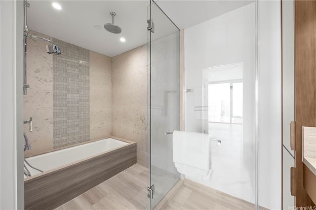 1100 Ala Moana Boulevard 3303, Honolulu, HI 96814