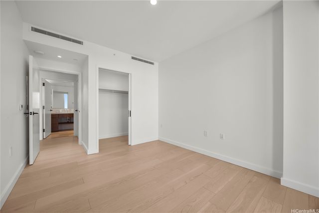 1100 Ala Moana Boulevard 3303, Honolulu, HI 96814