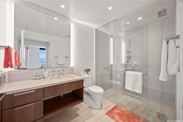 1100 Ala Moana Boulevard 3303, Honolulu, HI 96814