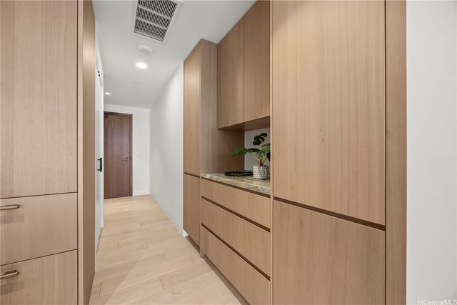 1100 Ala Moana Boulevard 3303, Honolulu, HI 96814