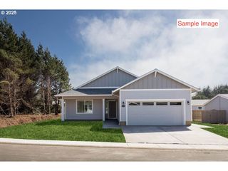 105 E D St, Rainier, OR 97048