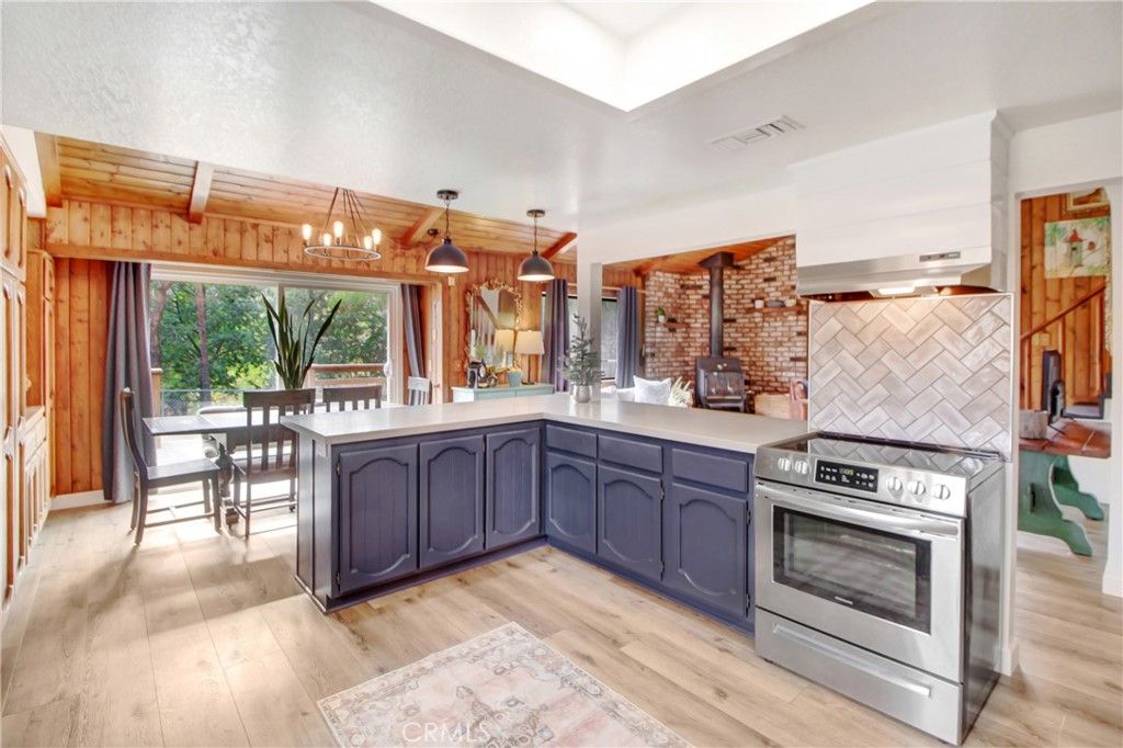 Image 24 of property listing at 48085 Twin Pines Road, Banning, CA 92220