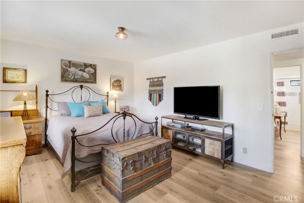 Image 35 of property listing at 48085 Twin Pines Road, Banning, CA 92220