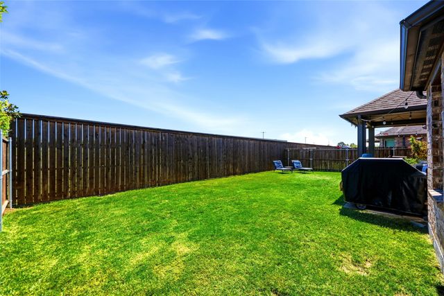 2208 Maplewood Drive, Melissa, TX 75454