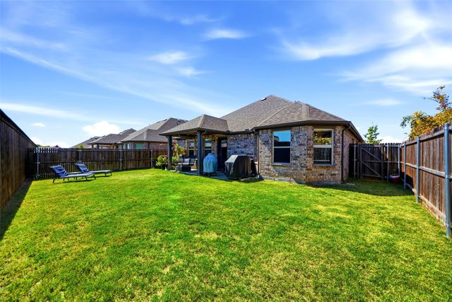 2208 Maplewood Drive, Melissa, TX 75454