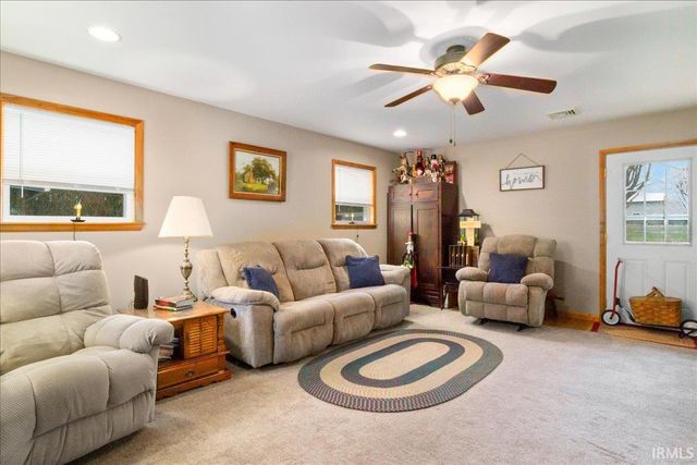 115 S Broadview Circle, Princeton, IN 47670