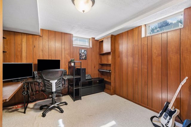 1349 20th Street W, Hastings, MN 55033