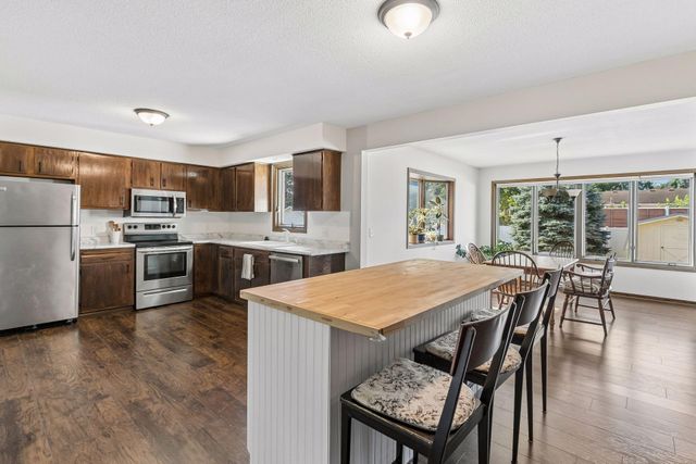 1349 20th Street W, Hastings, MN 55033