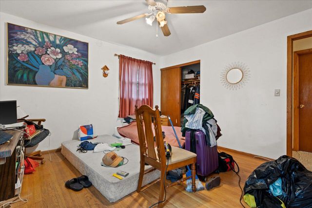 7329 Cliffside DRIVE, Racine, WI 53402