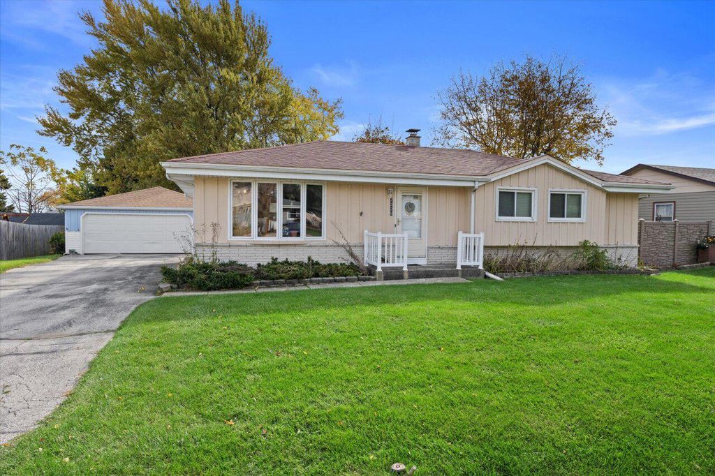 7329 Cliffside DRIVE, Racine, WI 53402