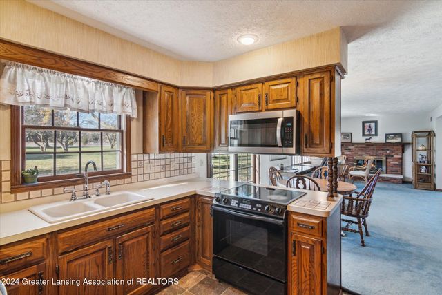 2474 Tomlinson Road, Mason, MI 48854