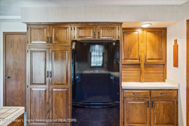 2474 Tomlinson Road, Mason, MI 48854