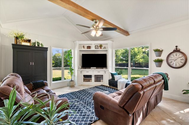 716 Meadow Drive, Corsicana, TX 75110
