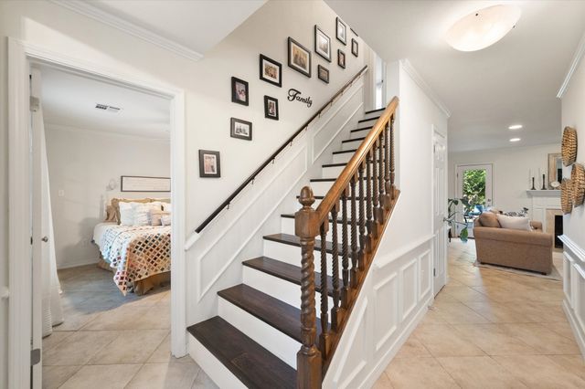 716 Meadow Drive, Corsicana, TX 75110