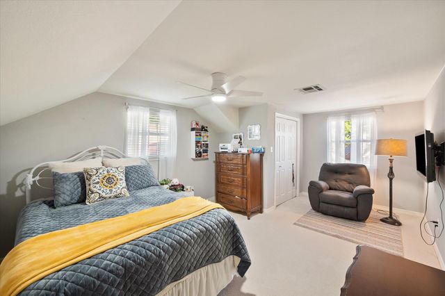 716 Meadow Drive, Corsicana, TX 75110