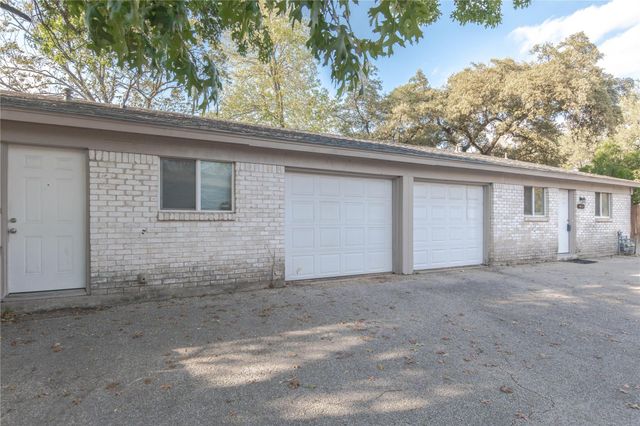 2005 Matthews LN 2, Austin, TX 78745