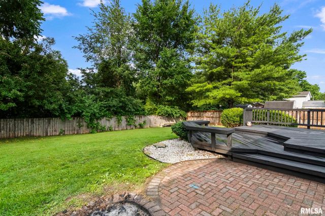 2421 MAYFAIR Road, Springfield, IL 62703