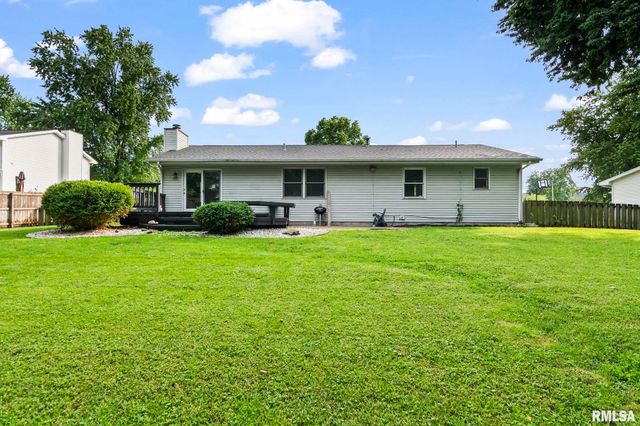 2421 MAYFAIR Road, Springfield, IL 62703