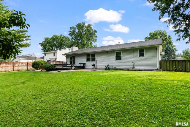 2421 MAYFAIR Road, Springfield, IL 62703