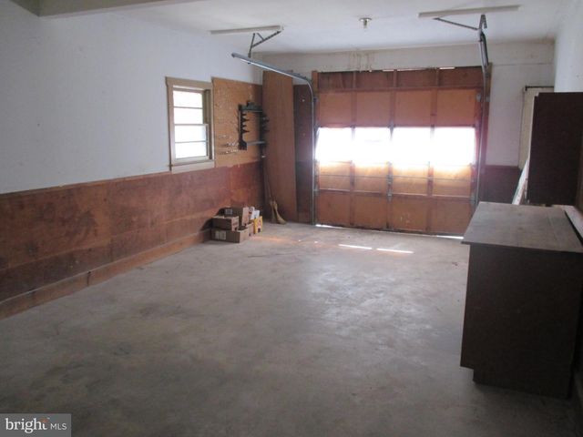 11198 KNOBLEY RD, Keyser, WV 26726