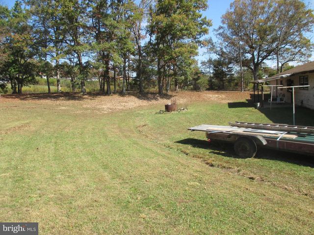 11198 KNOBLEY RD, Keyser, WV 26726