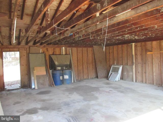 11198 KNOBLEY RD, Keyser, WV 26726