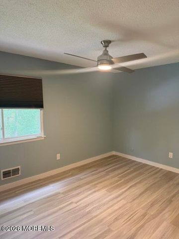 80 Bowline Street, Barnegat, NJ 08005
