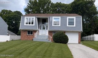80 Bowline Street, Barnegat, NJ 08005