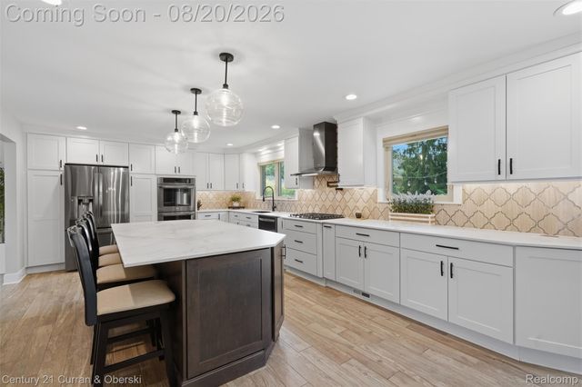 840 Pheasant Woods Drive, Canton Charter Township, MI 48188