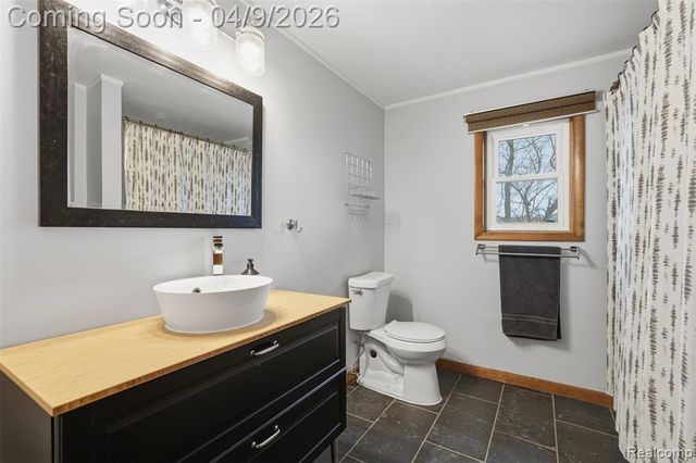 2929 Acorn Lane, Howell, MI 48843
